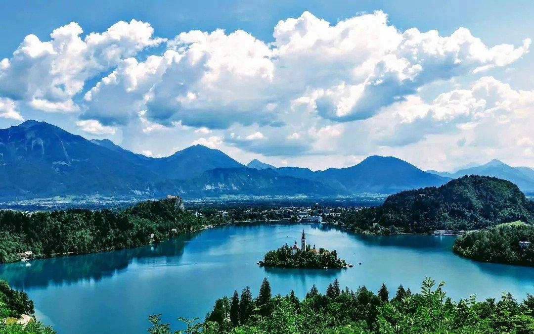 Slovenija